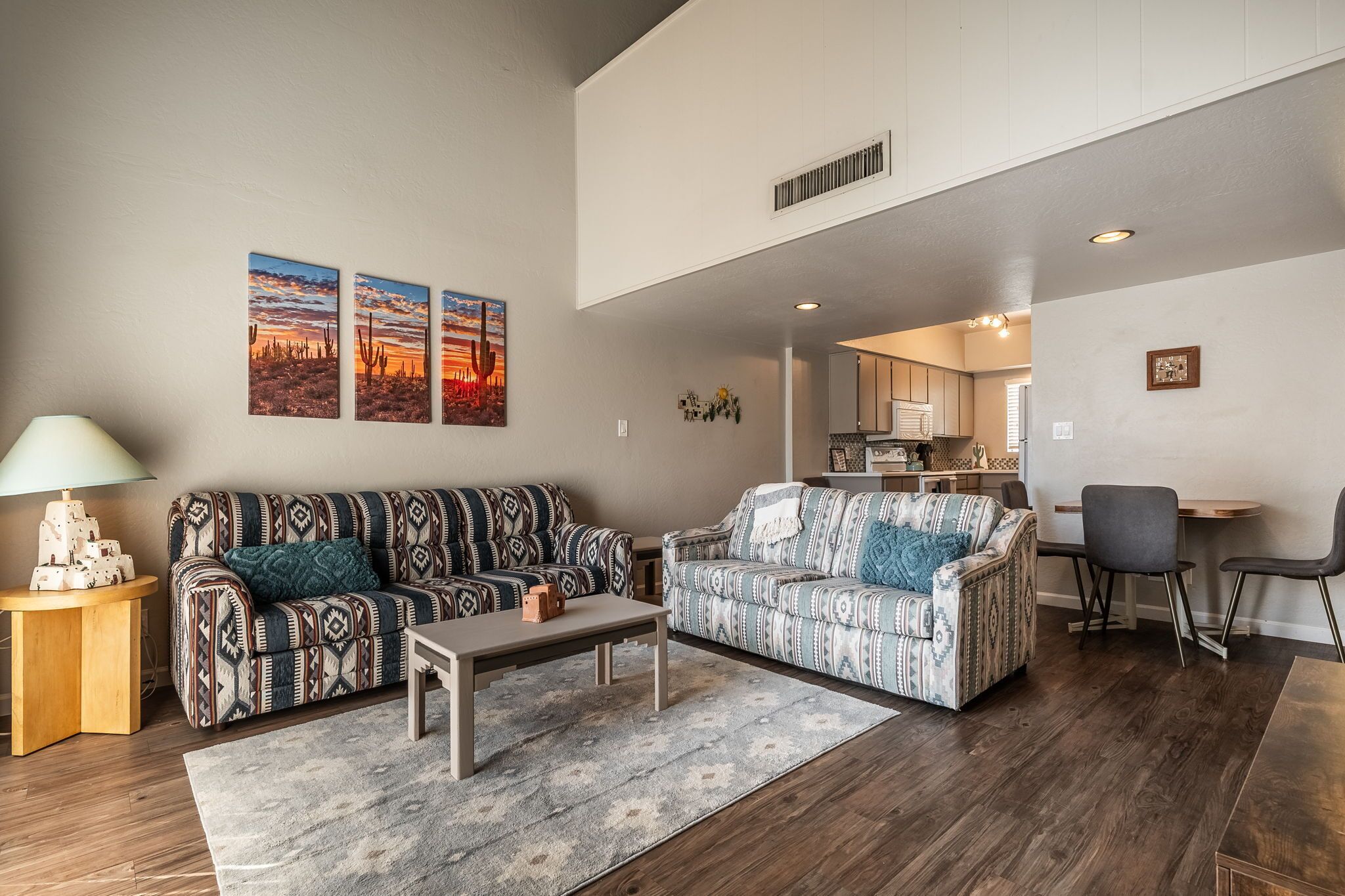 Chic 1-bedroom with AC and WiFi in awesome Old Town Scottsdale
