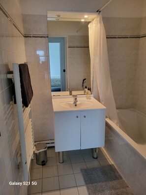 Savon, papier toilette