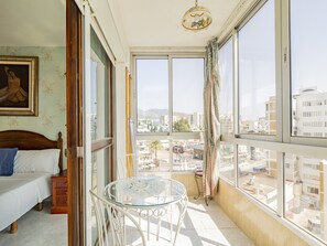 Interior - Cubo's Beach Side Diana Apartment / community pool / beach access / free wifi (Benalmádena)