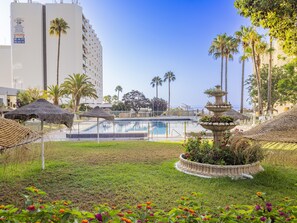 Pool - Cubo's Beach Side Diana Apartment / community pool / beach access / free wifi (Benalmádena)