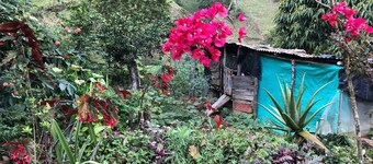 Single beds in farmhouse near San Lorenzo damming 