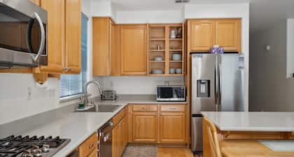 Sunny Serenity: Pet Friendly 5BR Home In San Jose by RedAwning