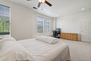 5 bedrooms, WiFi, bed sheets