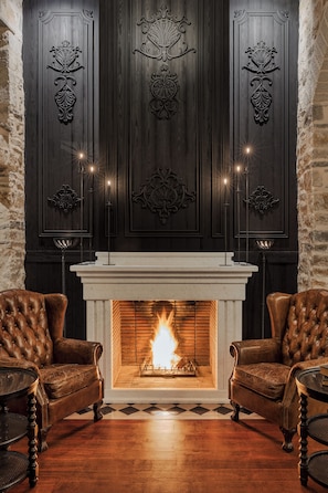 Breakfast, lunch, dinner served; Greek cuisine