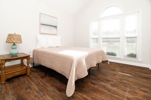 4 bedrooms, free WiFi, bed sheets