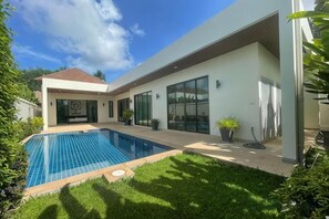 Unclassified image, 4 of 10, button - Andaman 3Br Pool Villa （IV2V7） (Phuket)