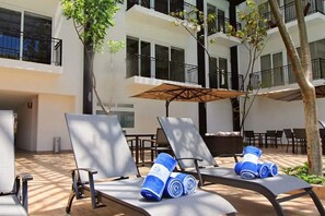 Terrace/patio - LIFE BUCERIAS 519, Studio just one block on the beach in Golden zone (Bucerías)