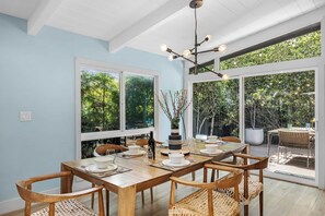 House (3 Bedrooms) | Interior - Stone Lagoon by Avantstay Steps to the Beach + Backyard Oasis! (San Clemente)