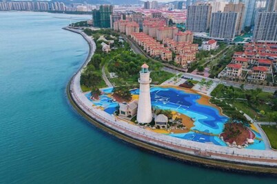 Letian Century City Hotel (Weihai Railway Station Hanlefang)