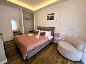 Free WiFi, bed sheets - Riviera Suites Stanza 1 (Civitavecchia)