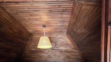 1 dormitorio, tabla de planchar con plancha, cuna de viaje y wifi