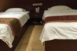 Room - Guiding Yulong Hotel (Guiding)