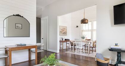 Charming 2-bedroom historic home in Franklin, TN