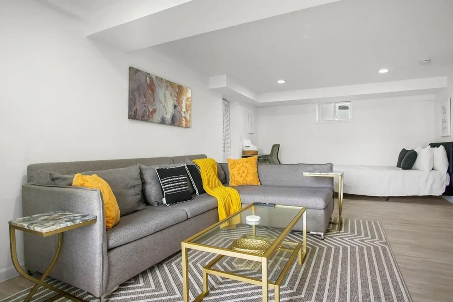 Garden Style Apt in Hyattsville