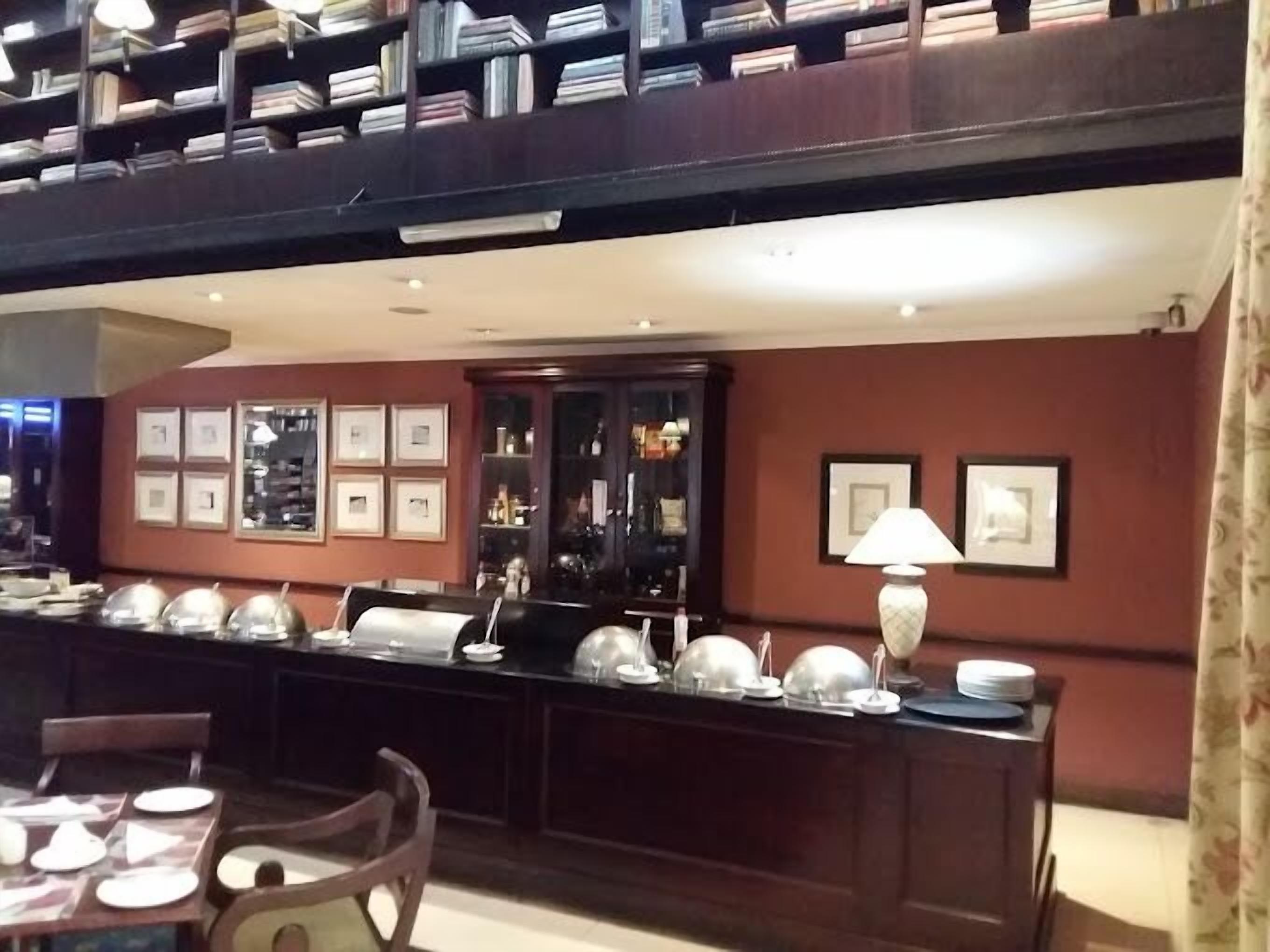 Café da manhã continental grátis todos os dias