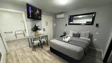 1 bedroom, iron/ironing board, free WiFi, bed sheets