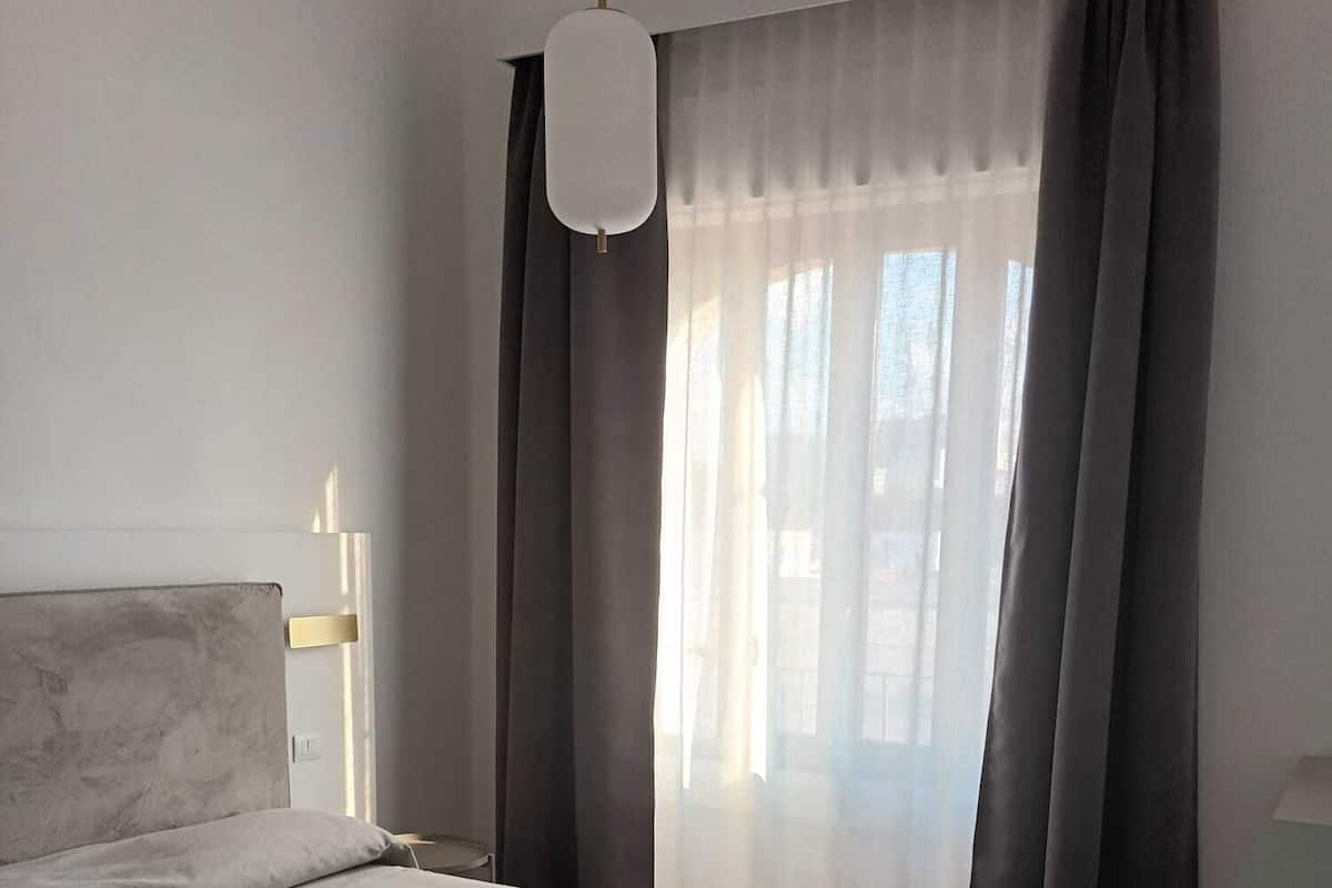 Superior Triple Room | Premium bedding, laptop workspace, blackout drapes, cribs/infant beds