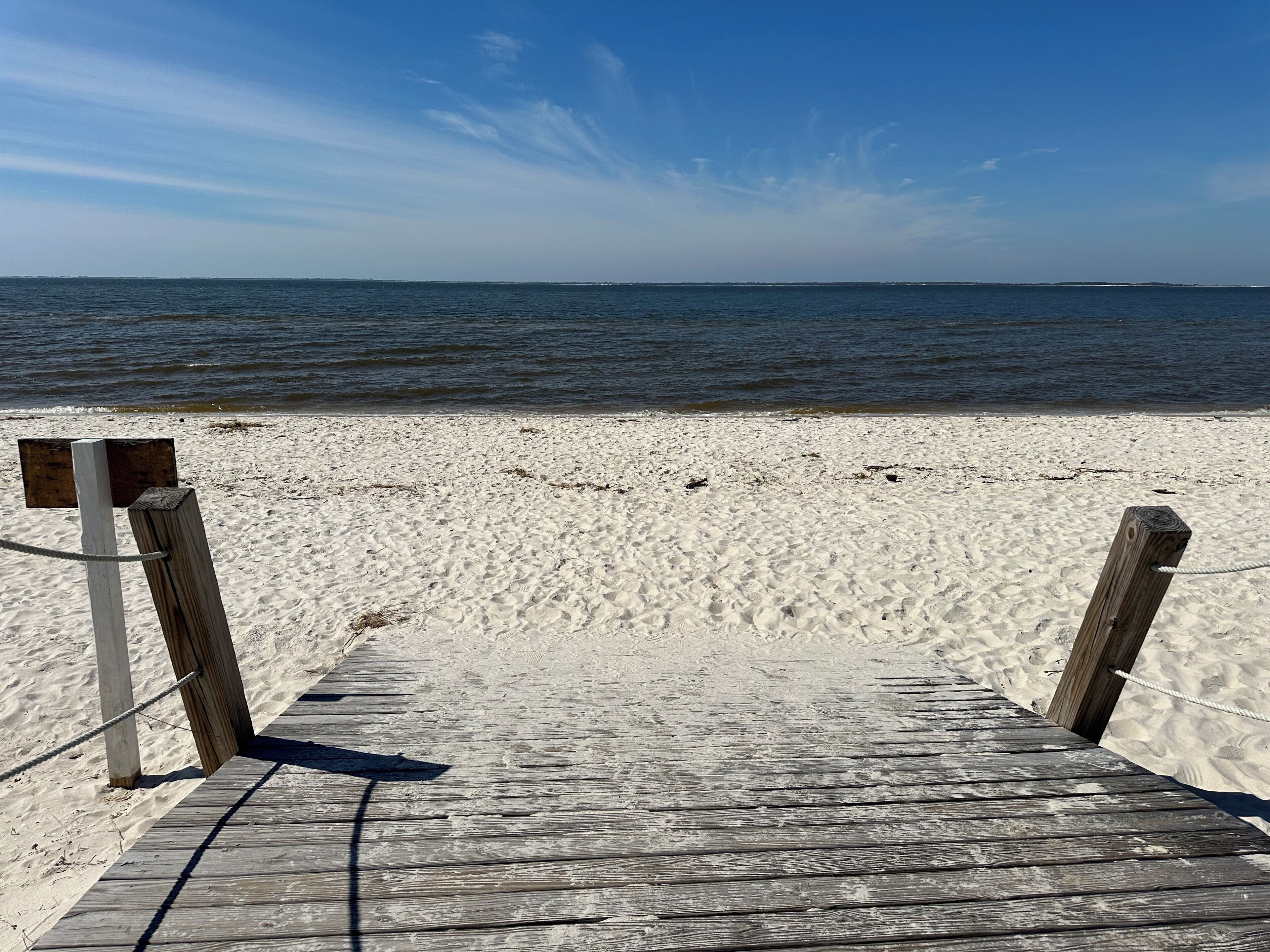 ビーチの近く、サンラウンジャー、ビー  チタオル