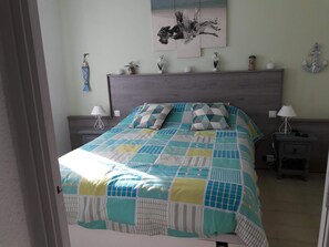 2 chambres, fer et planche à repasser, Wi-Fi gratuit