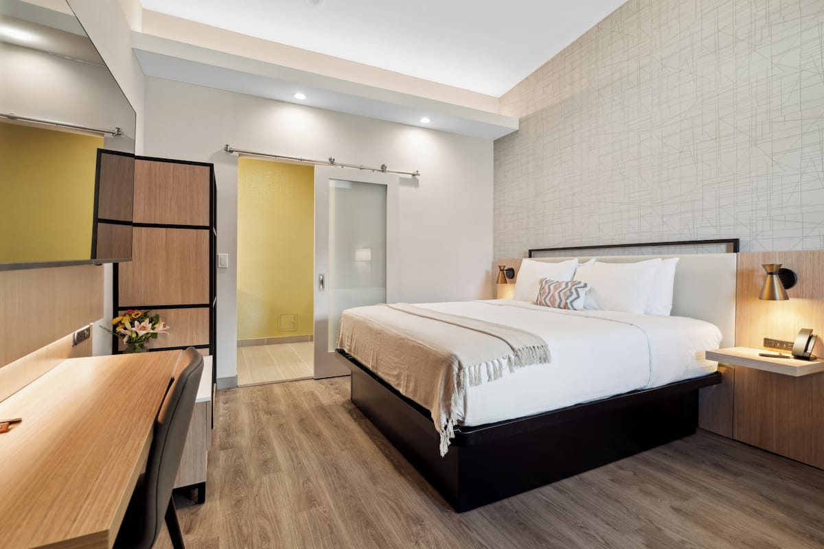 Chambre, 1 très grand lit, non-fumeur