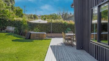 Rumah, pemandangan kebun | Bathtub spa pribadi