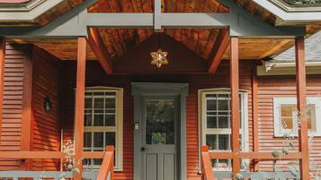 تفاصيل الفندق من الخارج