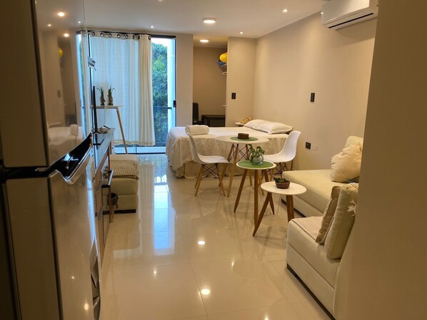 1 室のベッドルーム、WiFi、ベッドシーツ