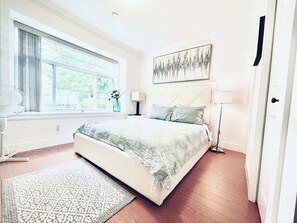 2 chambres, fer et planche à repasser, lit de bébé portatif, Wi-Fi