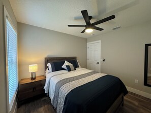 3 bedrooms, iron/ironing board, free WiFi, bed sheets