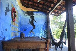 2 bars/lounges - Off Ocean Hostel (Florianópolis)