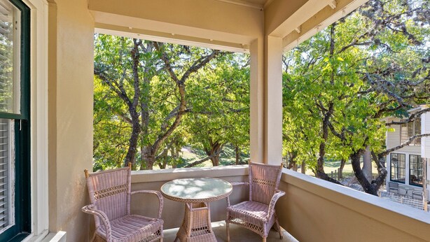 Property grounds - Two Bedrooms with One King and One Full Bed, microwave and mini fridge (Comfort)