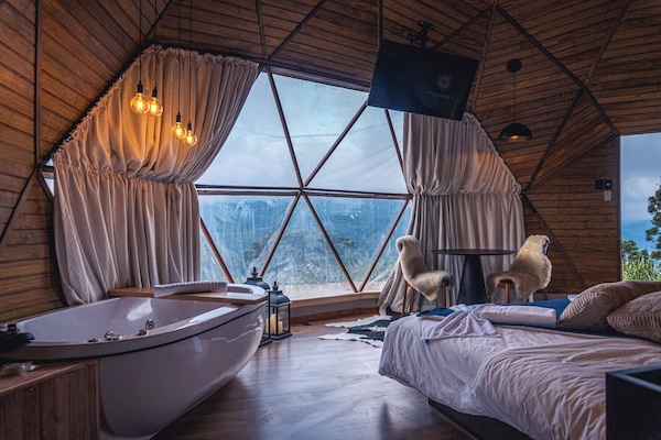 Comfort Cabin, Mountain View | Free WiFi