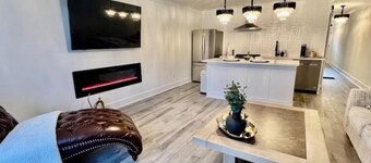 Luxury City Loft in Gainesville B