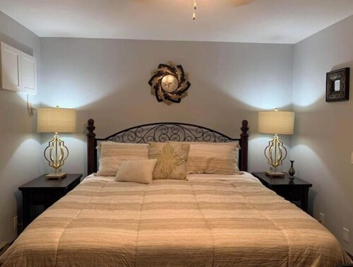 Home away from Home, King bed