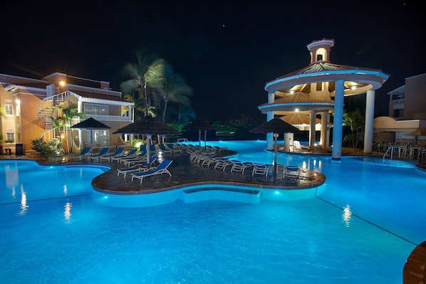 Piscine extérieure, piscine chauffée