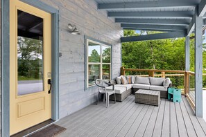 Cabin, Multiple Beds (Royal Pool Retreat #392) | Terrace/patio - Royal Pool Retreat #392 (Sevierville)