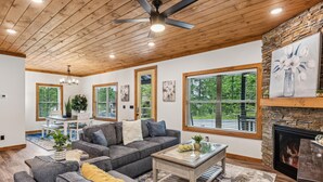 Cabin, Multiple Beds (Royal Pool Retreat #392) | Living area - Royal Pool Retreat #392 (Sevierville)