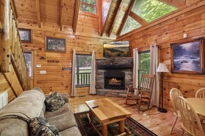 Cabin, 1 King Bed with Sofa bed (Hawkridge Place #1021) | Living area - Hawkridge Place #1021 (Sevierville)