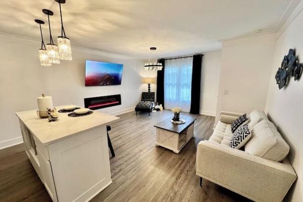 Televisión y chimenea