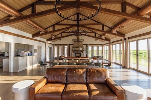 Lodge Retreat and Event Center on 30 acre Lake