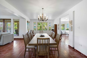 Villa, Ground Floor (Elina) | Dining room