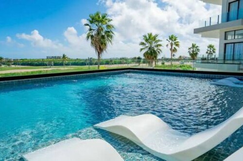 Luxury Retreat Condo 3BR Cap Cana Punta Cana