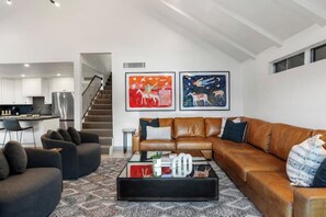 スマートテレビ、暖炉