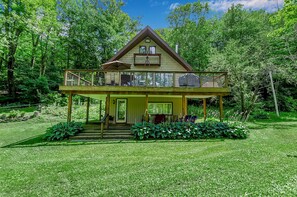 Exterior - Ellicottville Chalet with beautiful storybook creek (Ellicottville)