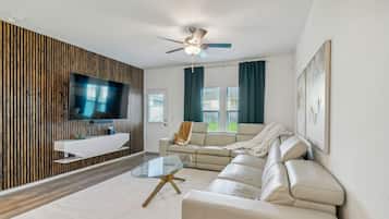 Smart TV, estéreo y impresora