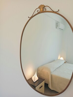 2 bedrooms, free WiFi, bed sheets - Bright apartment a few minutes walk from the historic center of Noto (Sicilia)
