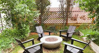 Downtown 5 BDRM Charming Historic Home