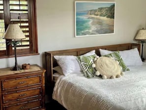 3 bedrooms, travel cot, WiFi, bed sheets - Boomerang Bungalow - Cozy, quiet retreat on Saint Augustine's Anastasia Island!  (St. Augustine)