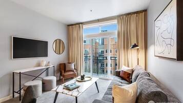 Smart TV, books, music library, stereo