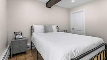 3 soverom, strykejern/-brett, wi-fi og sengetøy